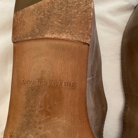 Frye Ember taupe flat size 8 - Picture 7 of 10